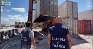 Porto di Gioia Tauro sequestrati 248 kg di cocaina: operazione Guardia di Finanza e Dogane, valore 40 milioni